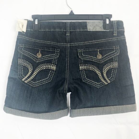 Vanilla Star Juniors Mid Rise Cuffed Jean Shorts Size 7 - Picture 5 of 11
